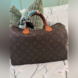 Vintage Speedy Louis Vuitton 30
